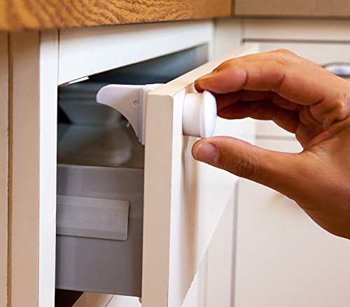 Un conjunto de cerradura magnética para la seguridad del bebé de Balfer,...